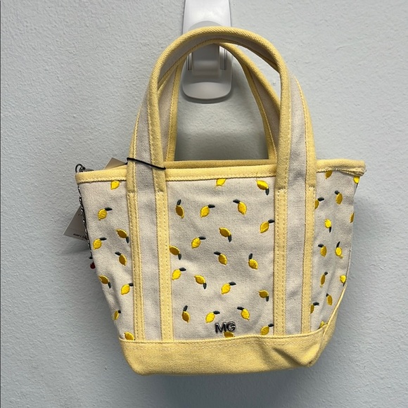 Madden Girl | Lemon Print Mini Tote w/ Charms, Wristlet and Crossbody Strap 🍋 - Picture 5 of 13